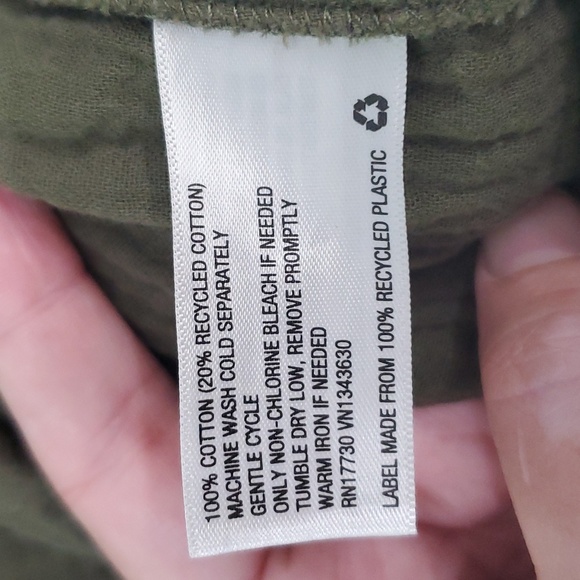 Shirt - Picture 4 of 4